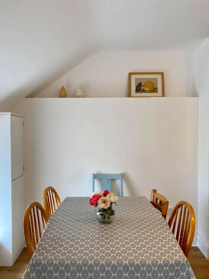 Room 1 Camp Street B&B อูคเทอราร์ด ภายนอก รูปภาพ